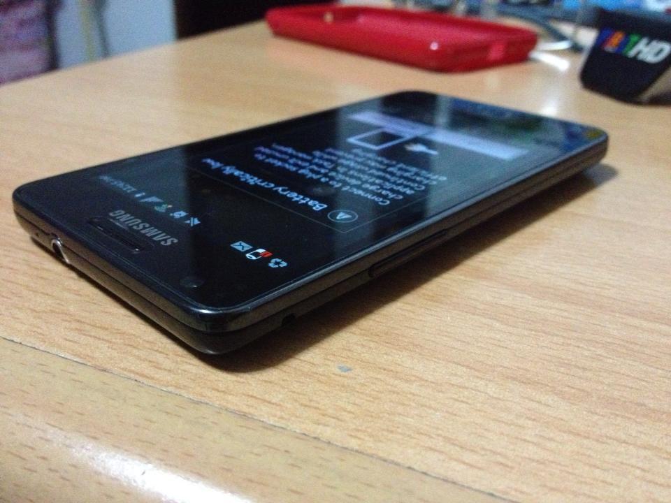 Jual Samsung Galaxy S2... Black.. Fullset.. Like New 99% !!!.. EX SEIN.. no Dent !!..