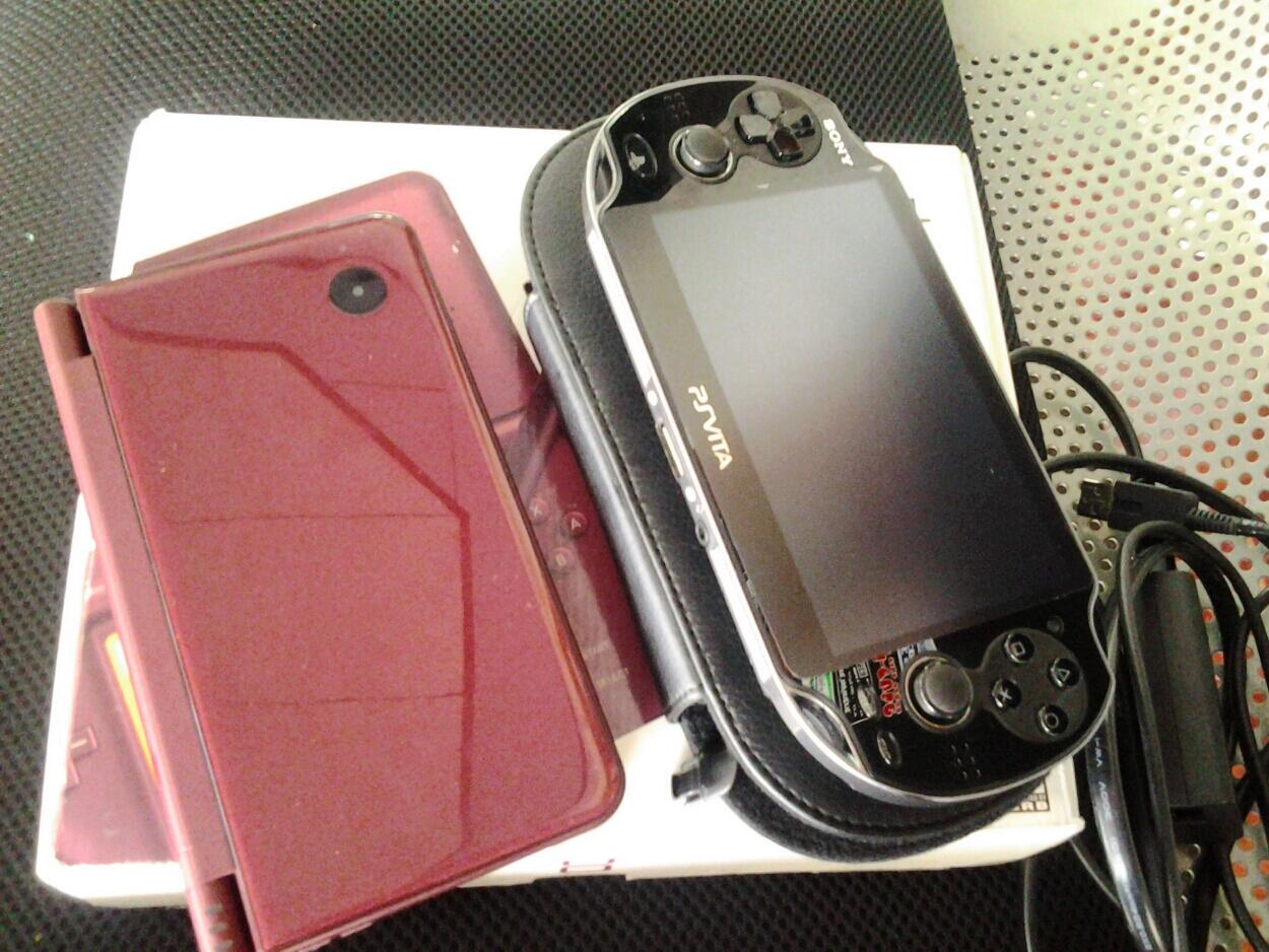 PS VITA & NINTENDO DS XL MURAH SOLO
