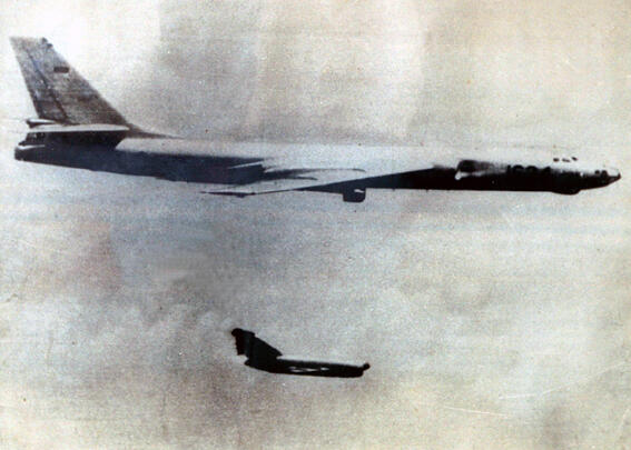 Nostalgia Supremasi Militer Indonesia Di Era 60-an
