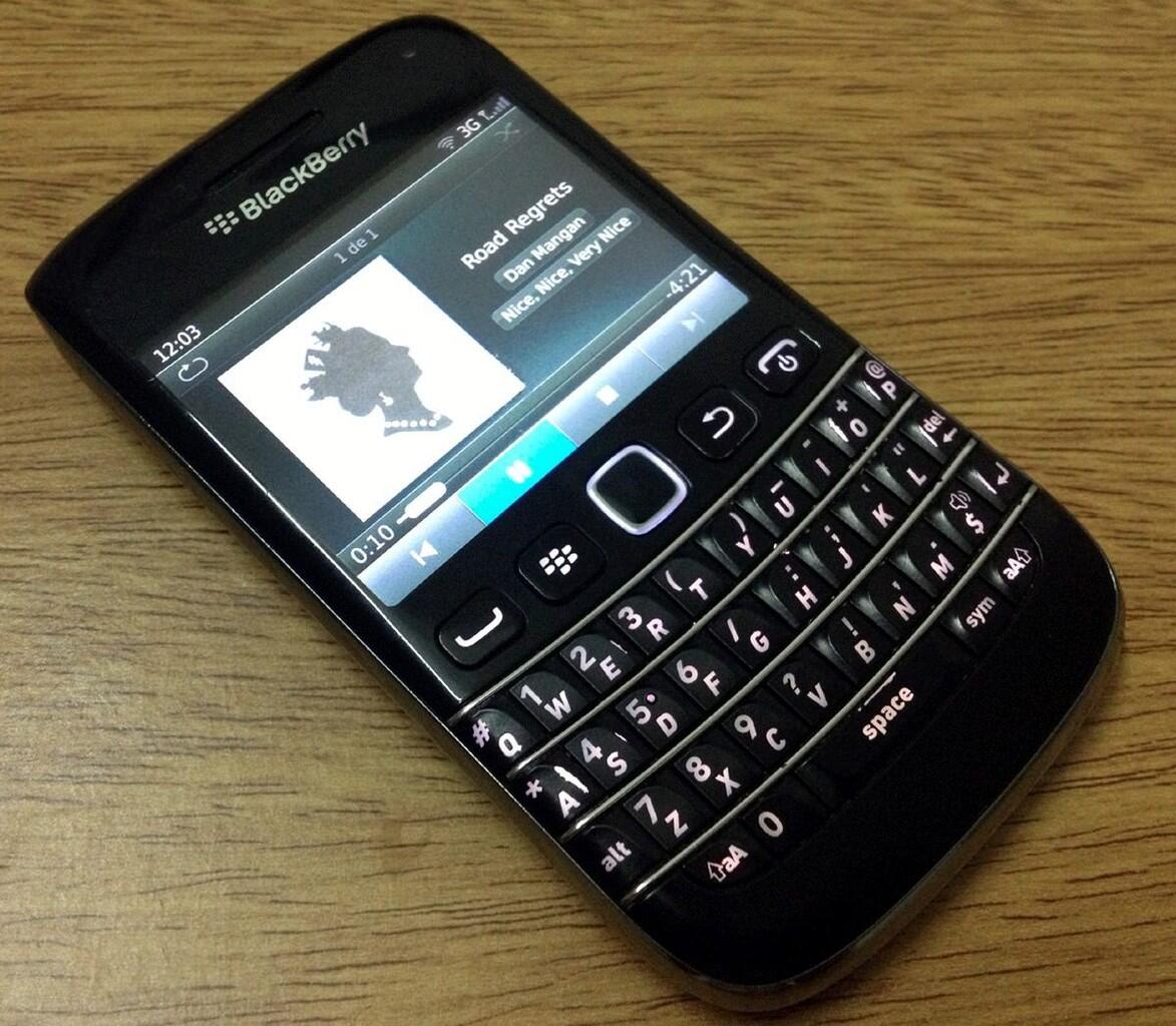 Blackberry Bellagio 9790 Black TAM Re Unit Gress