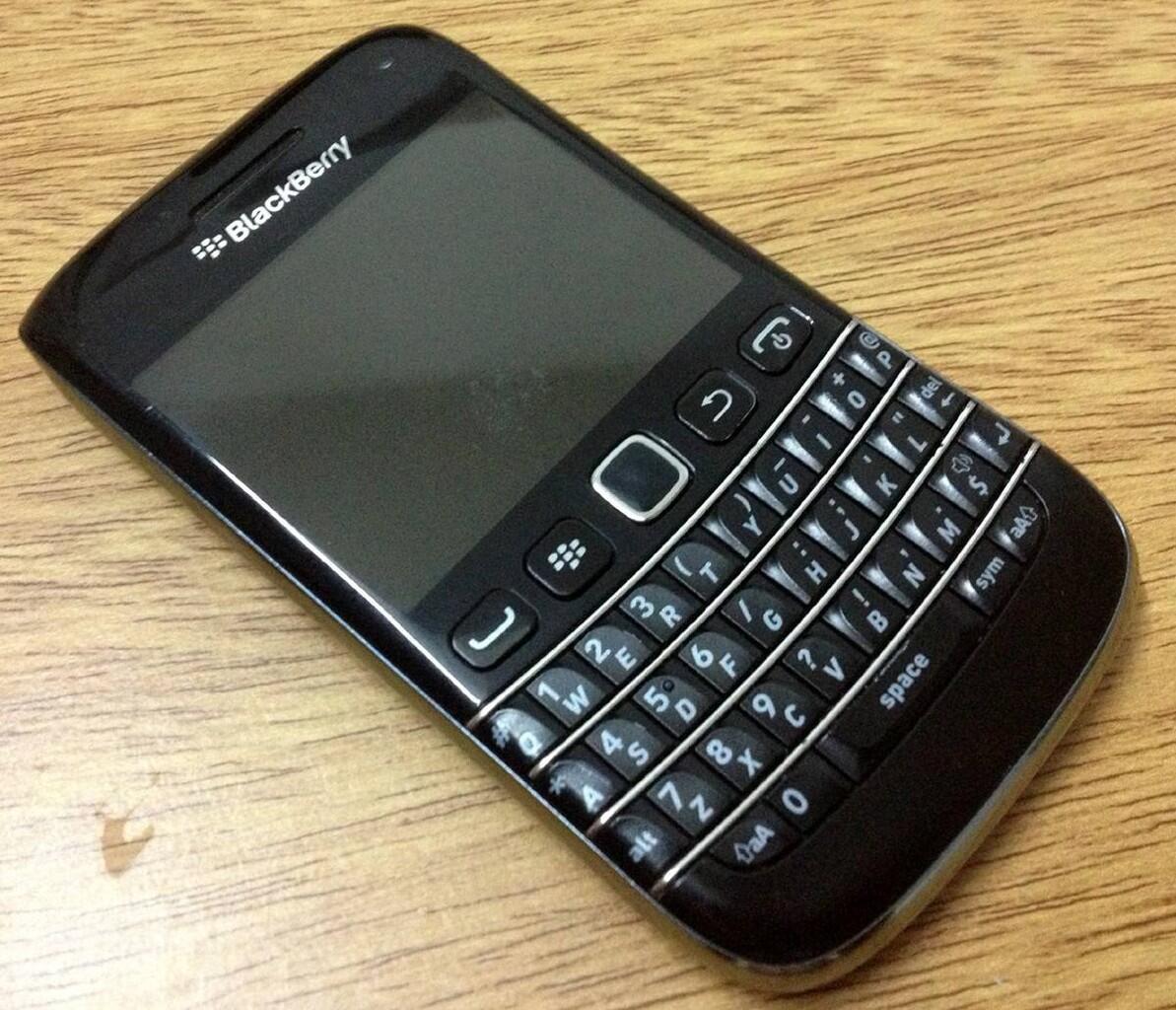 Blackberry Bellagio 9790 Black TAM Re Unit Gress