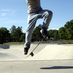 Sejarah Skateboard dan Proses Pembuatannya