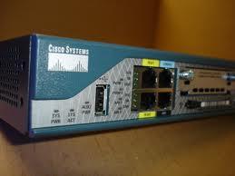 SALE CISCO ROUTER 2801 baru HRGA SECOND