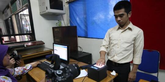 &#91;MIRIS!!&#93;Carut Marut Di Balik Proyek e-KTP!! 