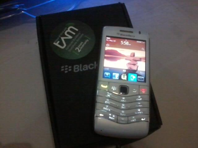 Blackberry Pearl 9105 3G Putih Masih Segel Tam Murah