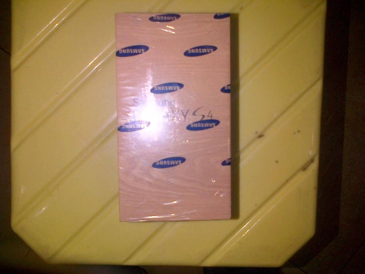 SAMSUNG GALAXY S4 BRAND NEW IN BOX GARANSI RESMI SEIN.