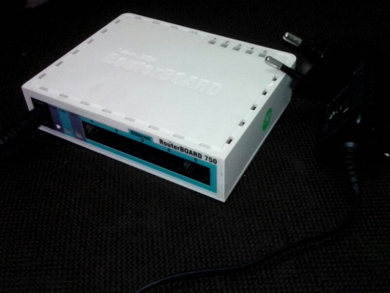 jual mikrotik Rb 750 g sama Rb 750 (bogor)