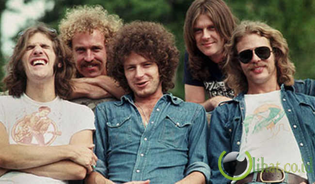 5 Lagu Populer di Dunia dengan Lirik tentang Kokain