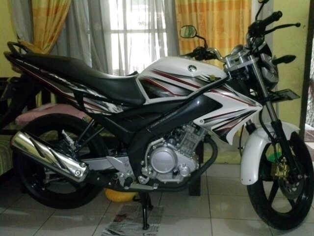 Jual Vixion 2011