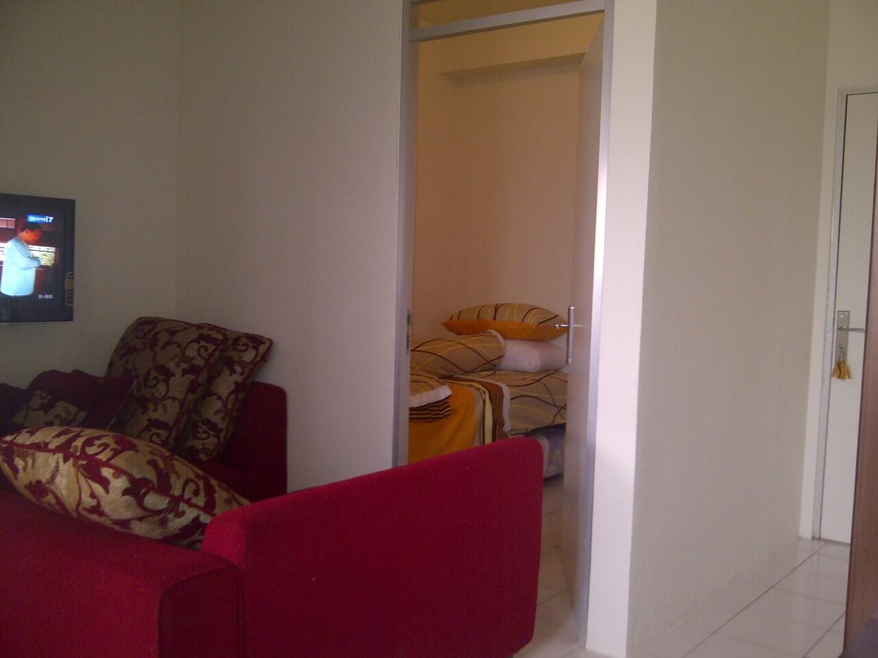 Cari DI JUAL APARTEMEN MENTENG SQUARE 33 M2 Furnished Picture