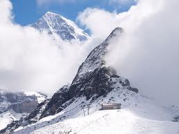 Gunung yang paling banyak menewaskan pendaki