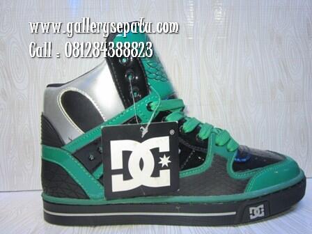 Jual Sepatu Futsal Adidas F10