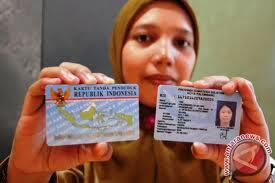 PENDERITAAN ANE BIKIN E-KTP GAN..