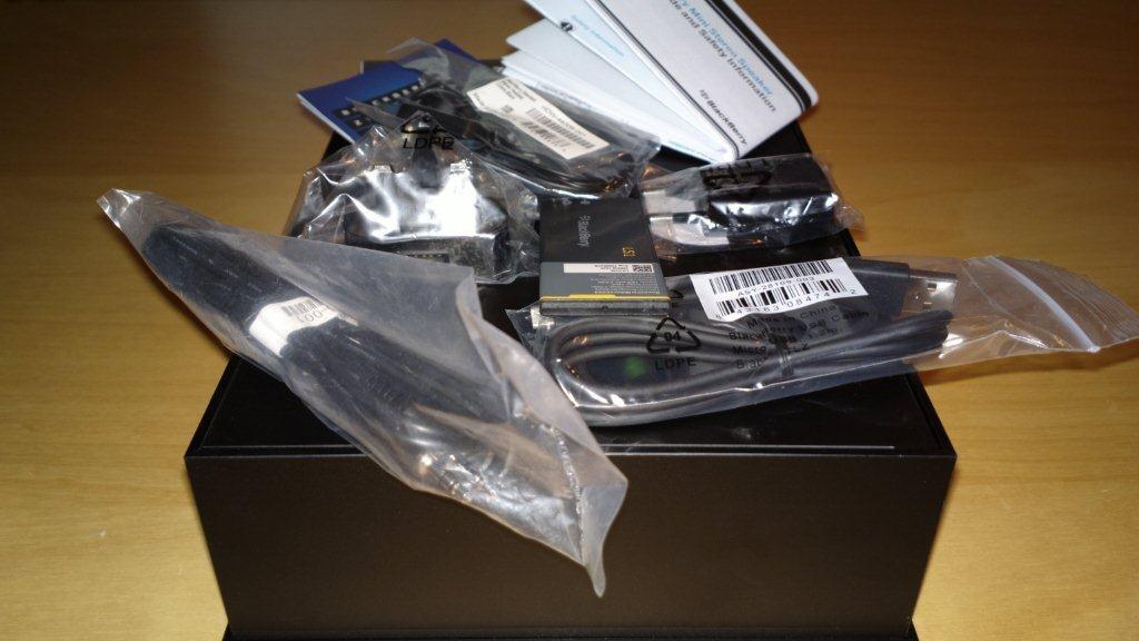 Blackberry Z 10 -iPhone 5 64 GB harga murah & bergaransi 1 thun