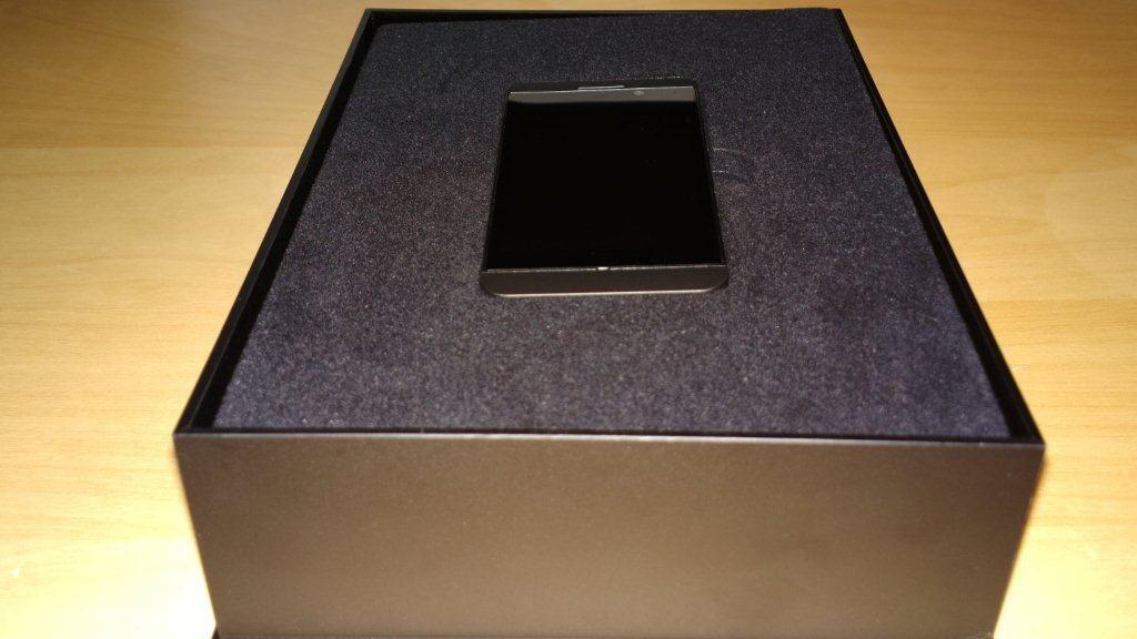 Blackberry Z 10 -iPhone 5 64 GB harga murah & bergaransi 1 thun