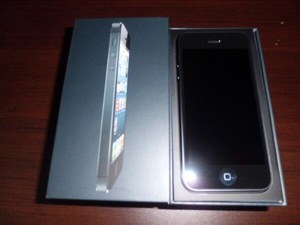 Blackberry Z 10 -iPhone 5 64 GB harga murah & bergaransi 1 thun