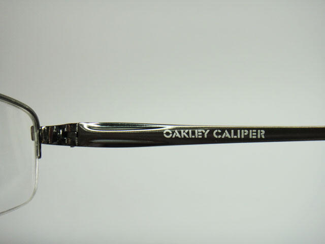 oakley caliper