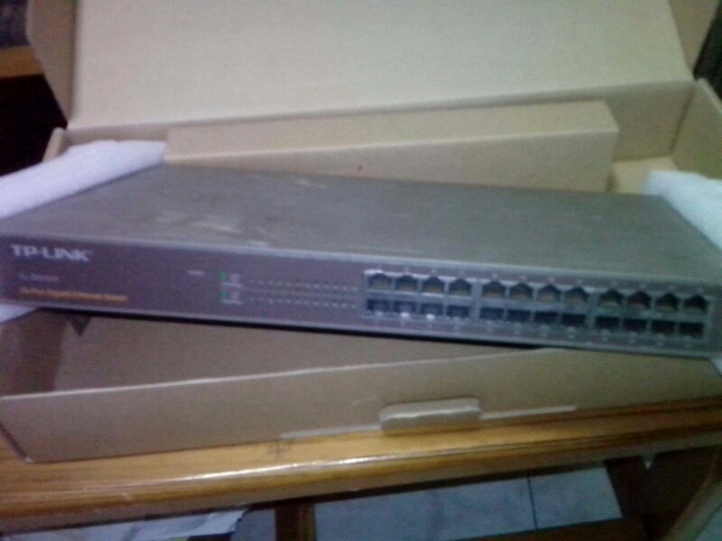 jual switch hub 24-port gigabit tplink (bogor)