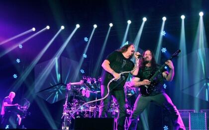 Band legendaris yang pernah konser di indonesia