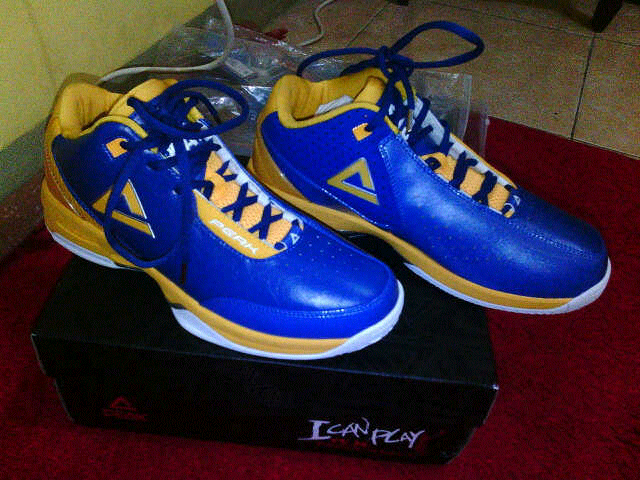 SEPATU BASKET ORIGINAL PEAK TEAM BLUE ,SIZE 44 ..ayoo masuk dulu gan!