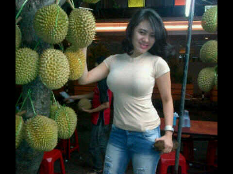 GEDE SIE,..tapi rela bagi2....