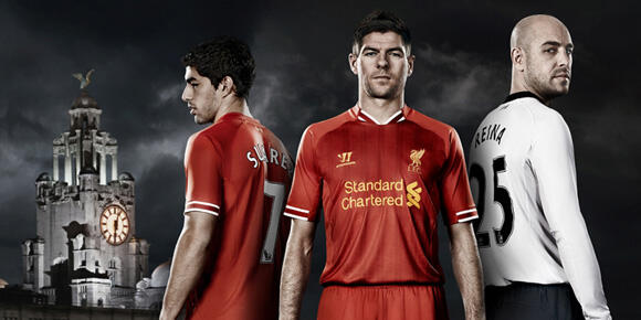 Detail Jersey: Liverpool Home 2013/2014
