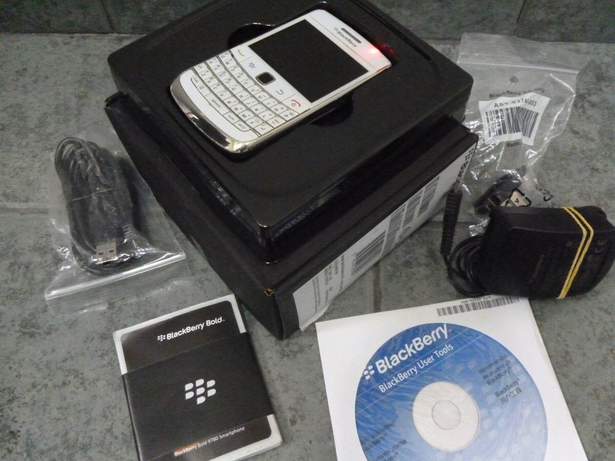 Blackberry Bold 9780 / Onyx 2 White/Putih