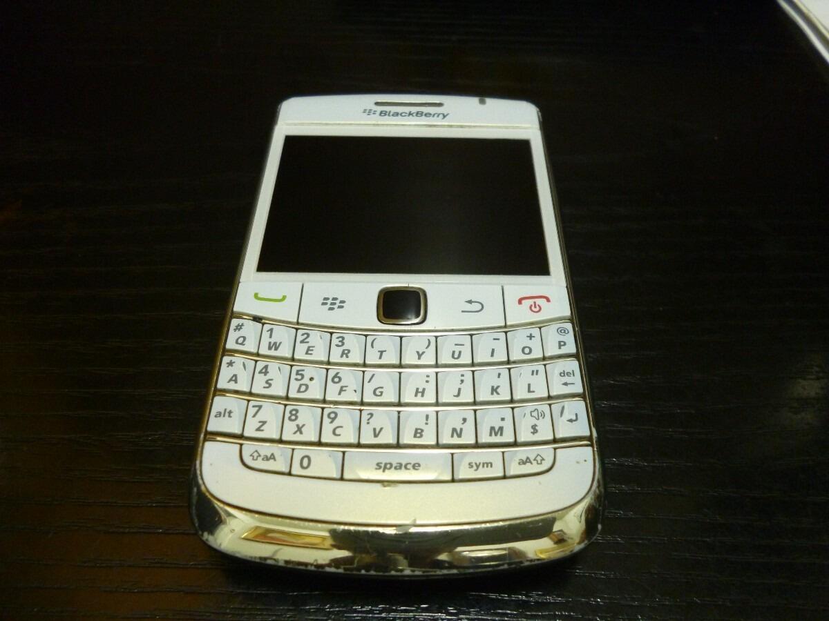 Blackberry Bold 9780 / Onyx 2 White/Putih