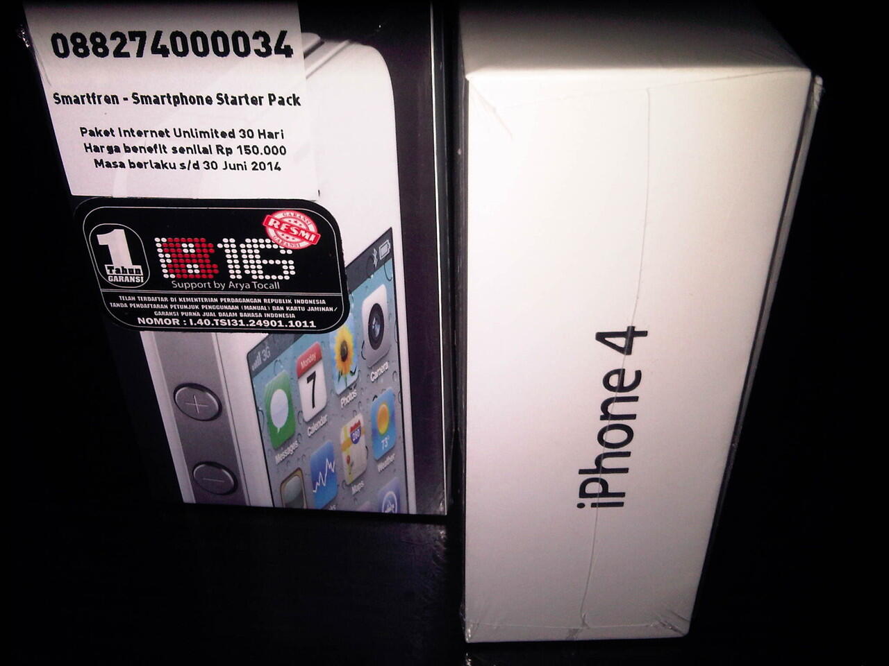 IPHONE 4 SMARTFREN CDMA BNIB,SEGEL,RESMI
