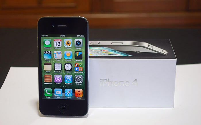 iPhone 4 16GB Black | GSM | FU | Fullset & Mulus | 2nd | JOGJA