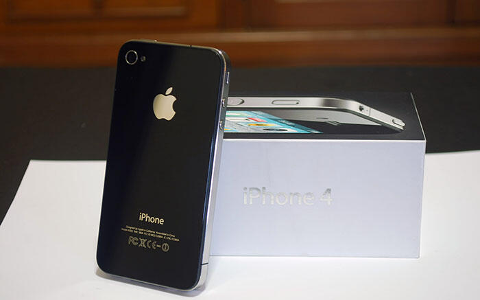 iPhone 4 16GB Black | GSM | FU | Fullset & Mulus | 2nd | JOGJA