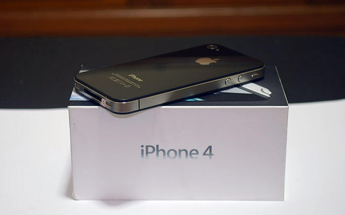 iPhone 4 16GB Black | GSM | FU | Fullset & Mulus | 2nd | JOGJA