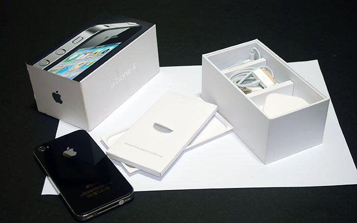 iPhone 4 16GB Black | GSM | FU | Fullset & Mulus | 2nd | JOGJA
