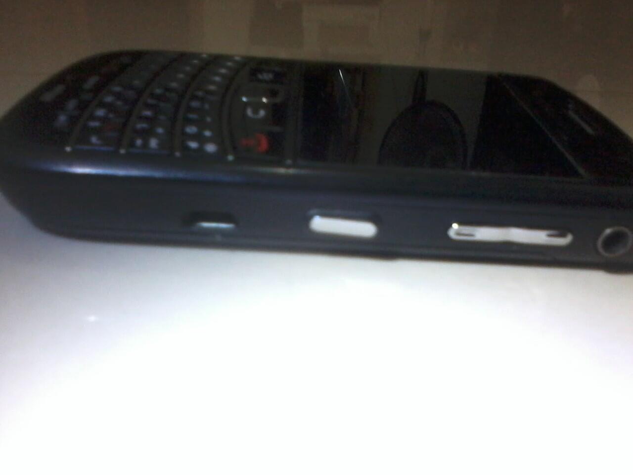Blackberry ESSEX 9650 Ex.US Verizon Black Edition