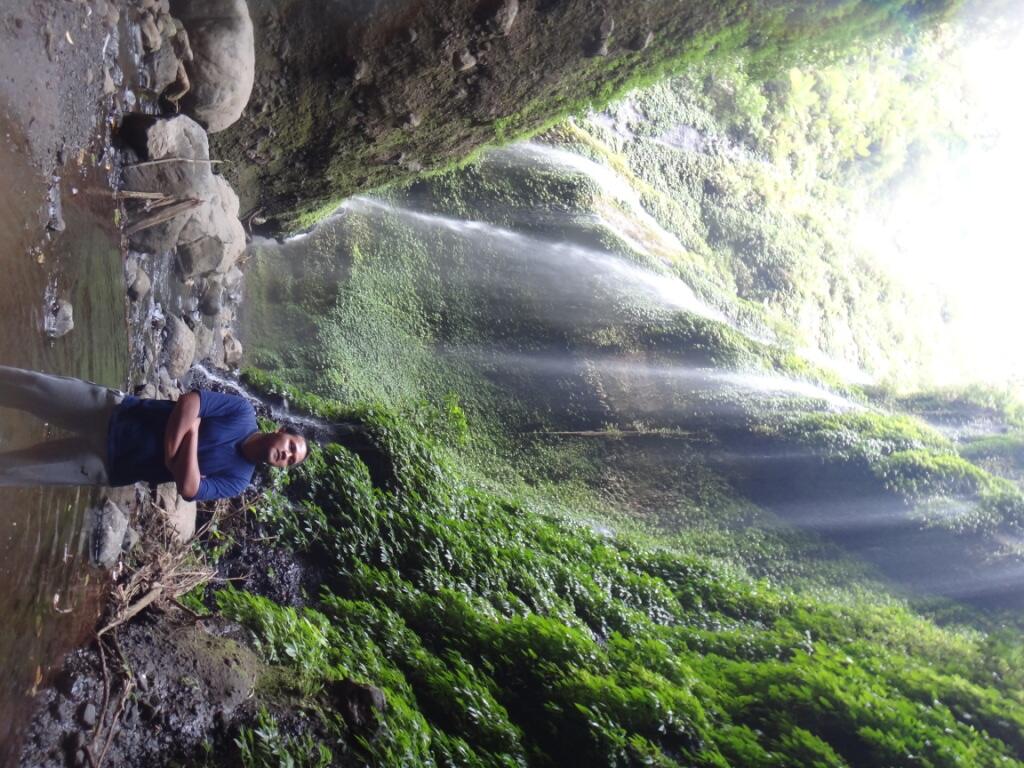 Keindahan Alami Air Terjun Madakaripura