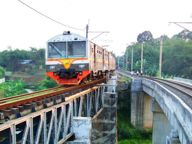 Kereta Indonesia !