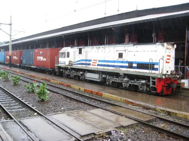 Kereta Indonesia !