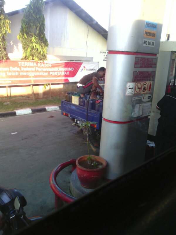 peraturan di buat untuk di langgar