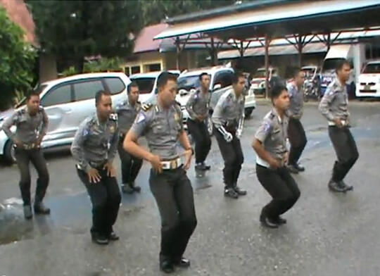 Boy Band Baru Lagi Tenar ..