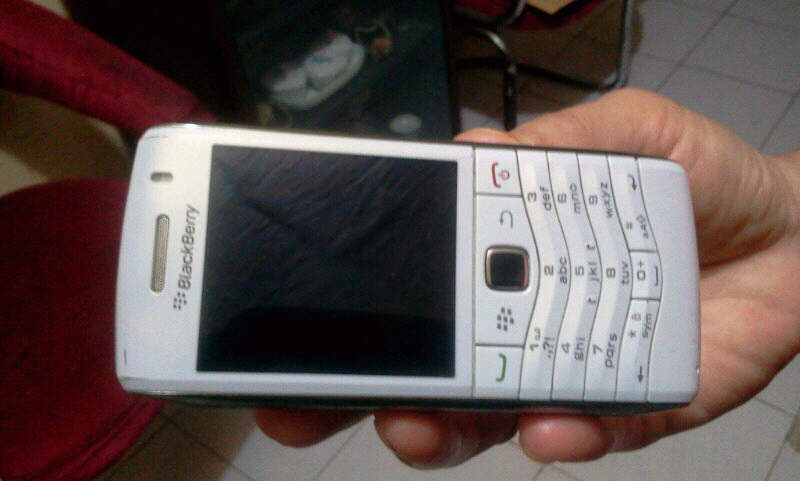 jual blackberry pearl 9105 3G white