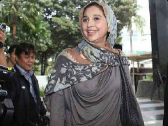 Keluar dari KPK, jadi ketahuan barang apa yang diberika AF ke Ayu Azhari...