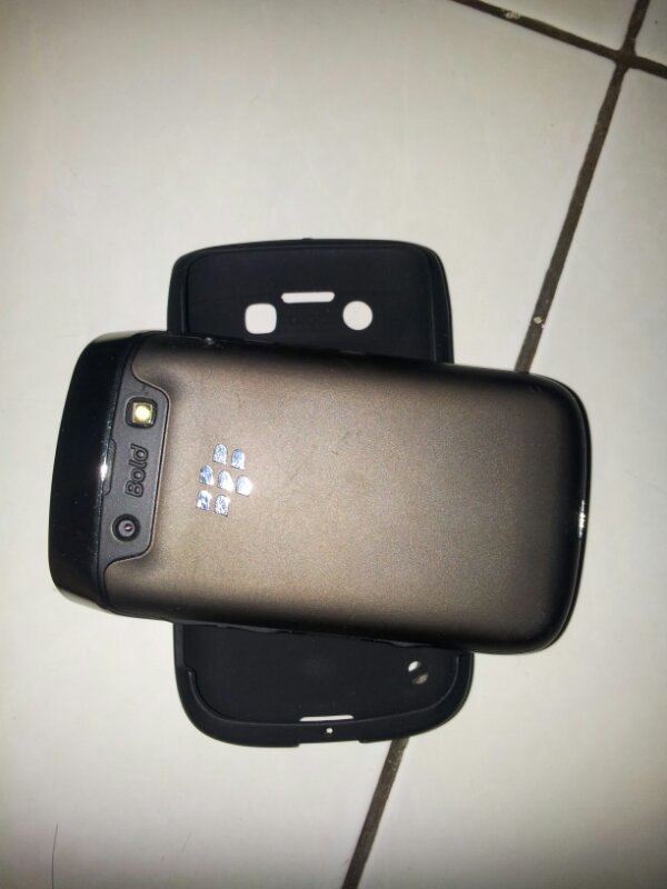 blackberry belagio 9790