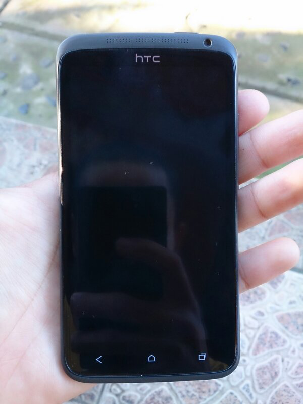 Htc One x fullset garansi sampe 14 agustus
