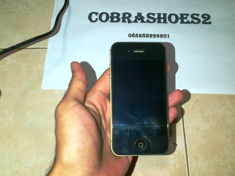 WTS iPhone 4S 64GB Black Fullset Mulus 98% atau WTT dengan iPhone 5 Black 16/32 GB