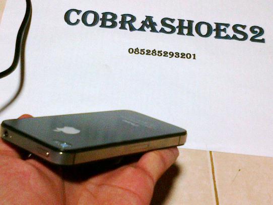 WTS iPhone 4S 64GB Black Fullset Mulus 98% atau WTT dengan iPhone 5 Black 16/32 GB