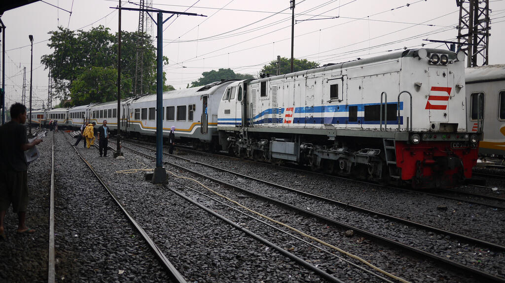 Kereta Indonesia !