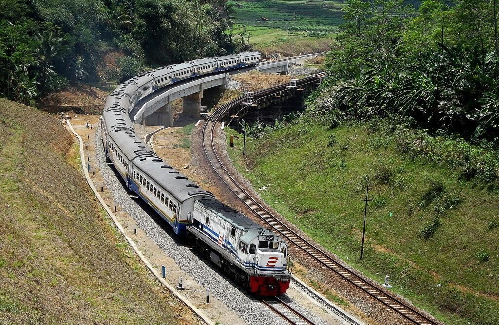 Kereta Indonesia !