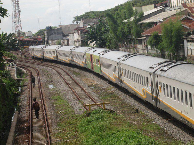 Kereta Indonesia !