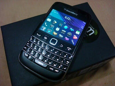 blackberry bold 9900 Dakota