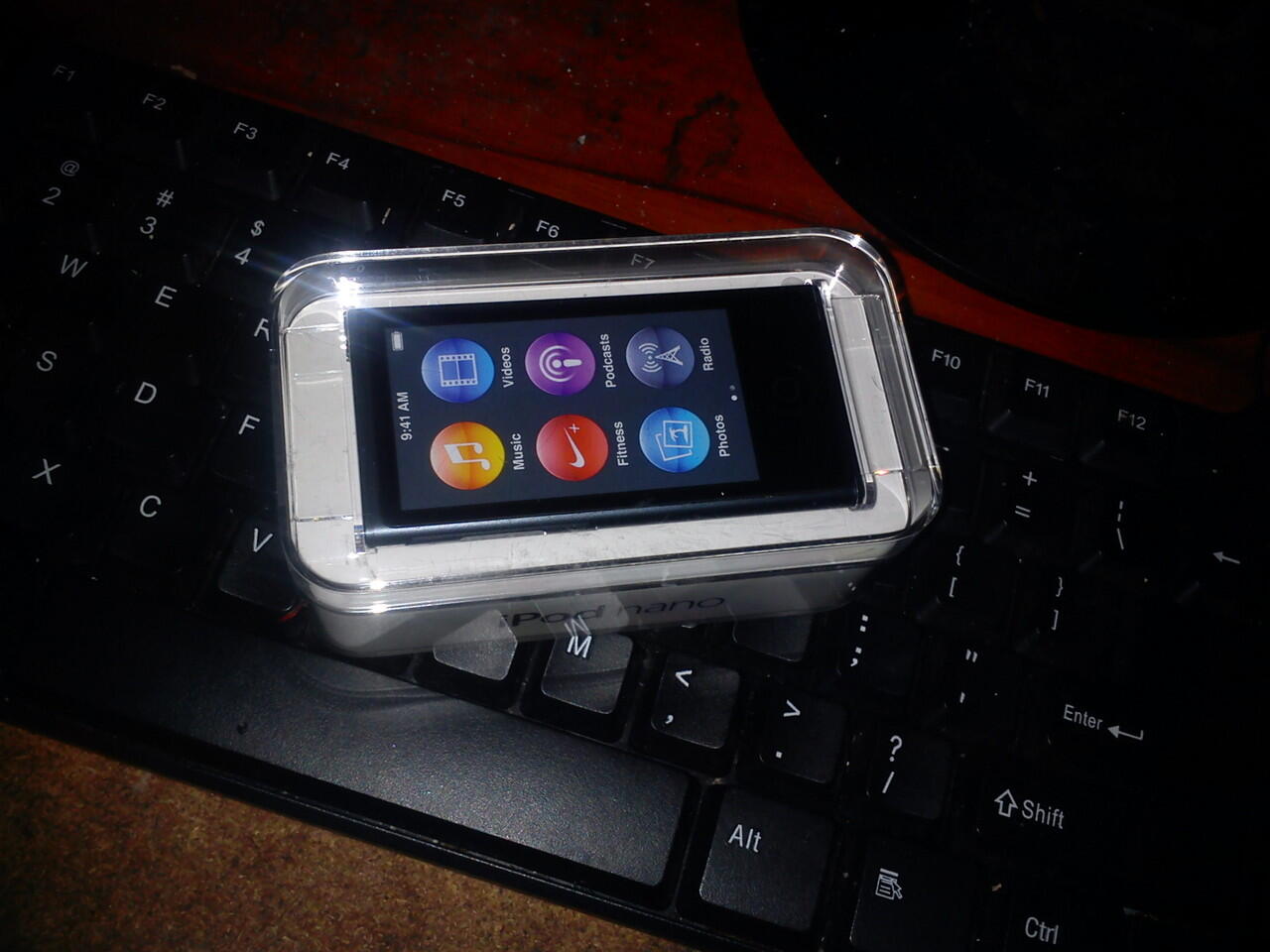 Jual Ipod Nano 7th Generation NEW+SEGEL. Dpt Hadiah. Murah Bangeeet